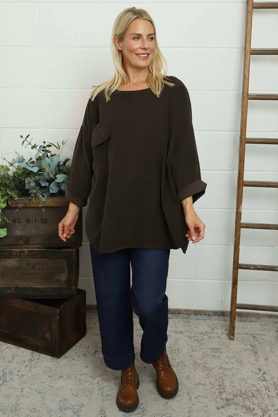 Selene Needlecord Pocket Top Cocoa