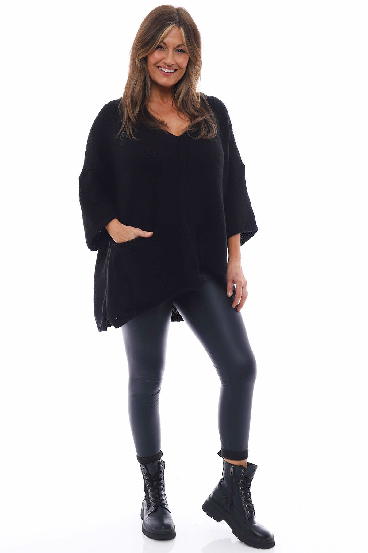 Black 2024 slouch jumper