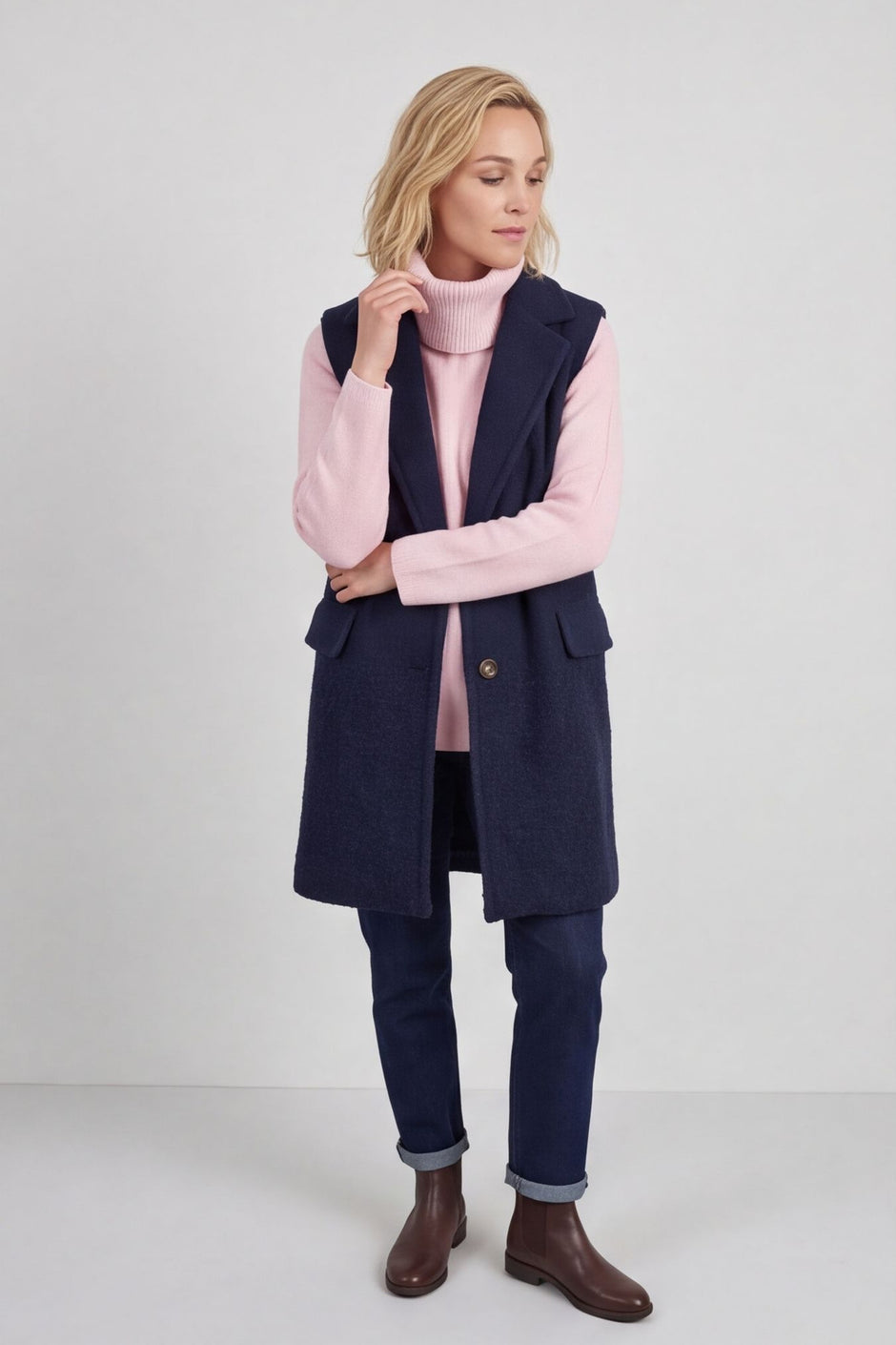 Nori Boucle Gilet Navy – image 1 of 5