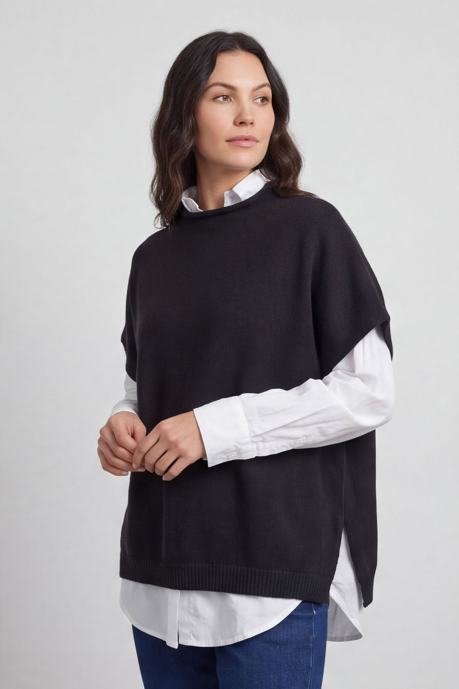 Mila Knitted Vest Black – image 2 of 6