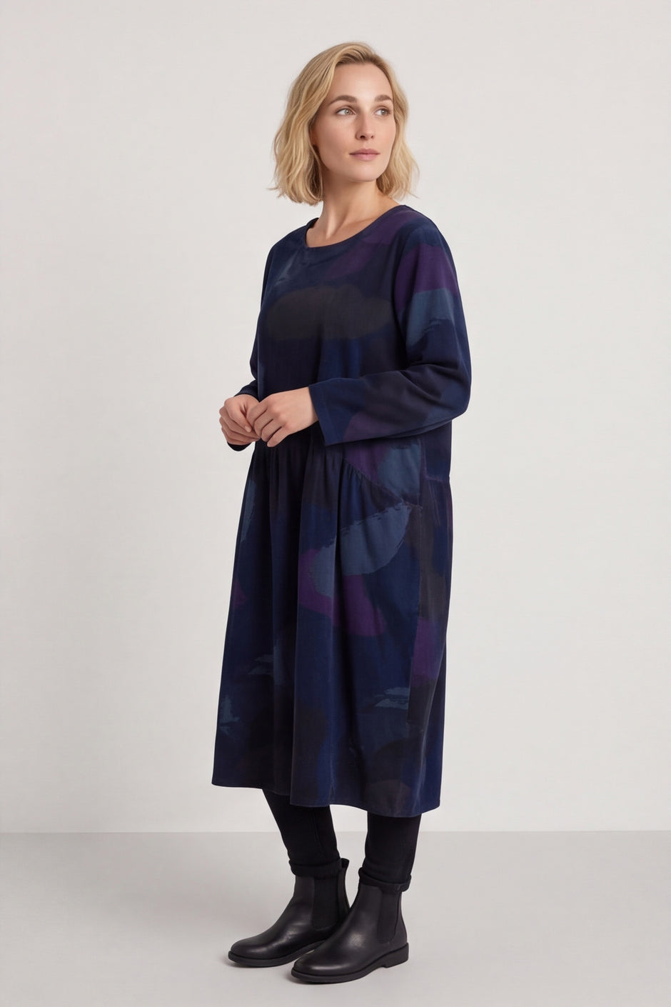Dreda Print Needlecord Dress Navy – image 3 of 5