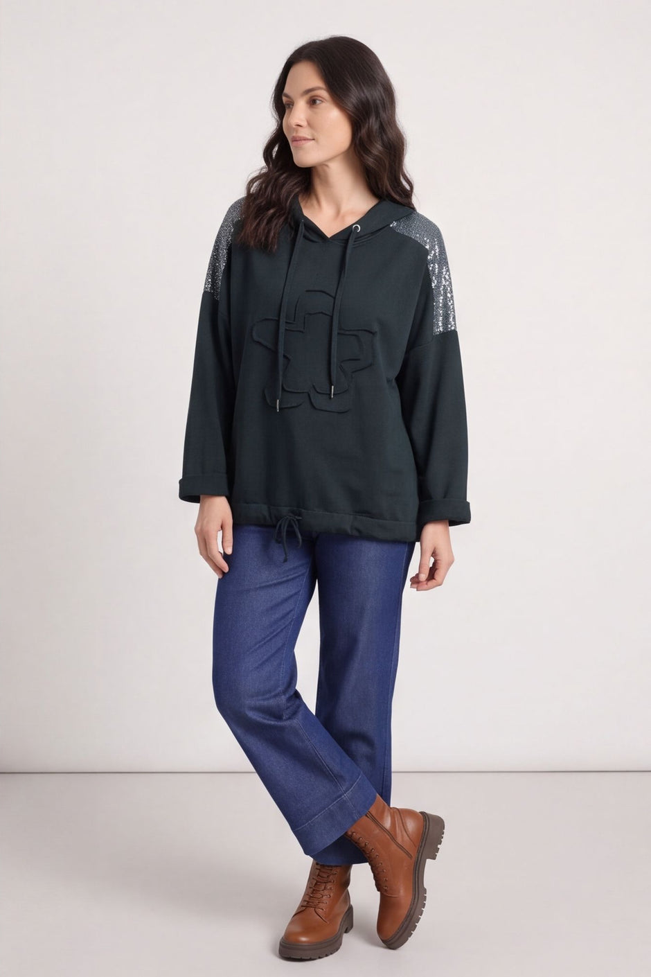 Betsy Flower Patch Hooded Cotton Top Charcoal – image 3 of 5