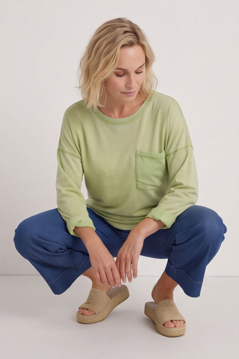 Amelie Washed Pocket Cotton Top Olive – image 4 of 6
