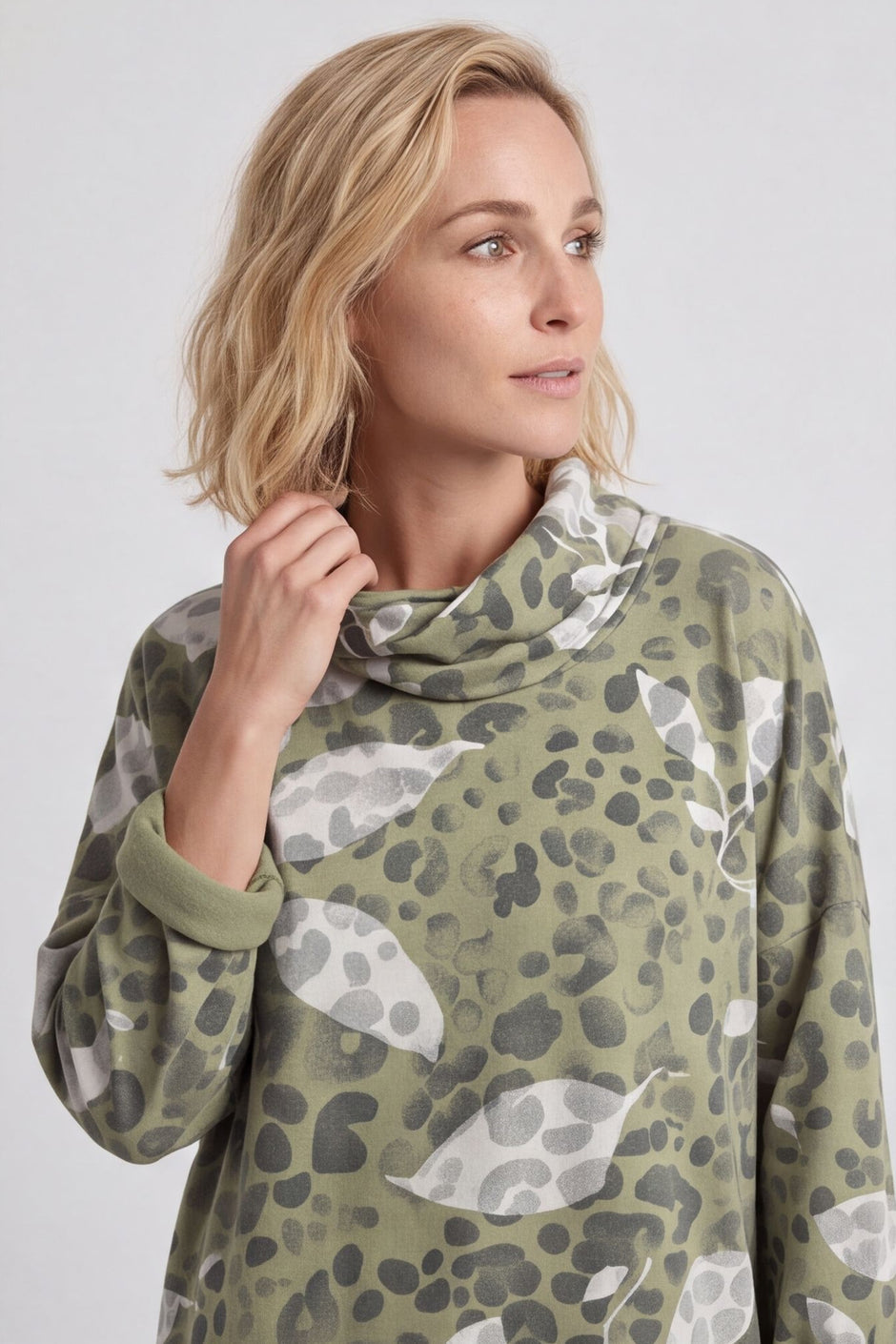 Beryl Print Cowl Neck Cotton Top Green – image 5 of 6