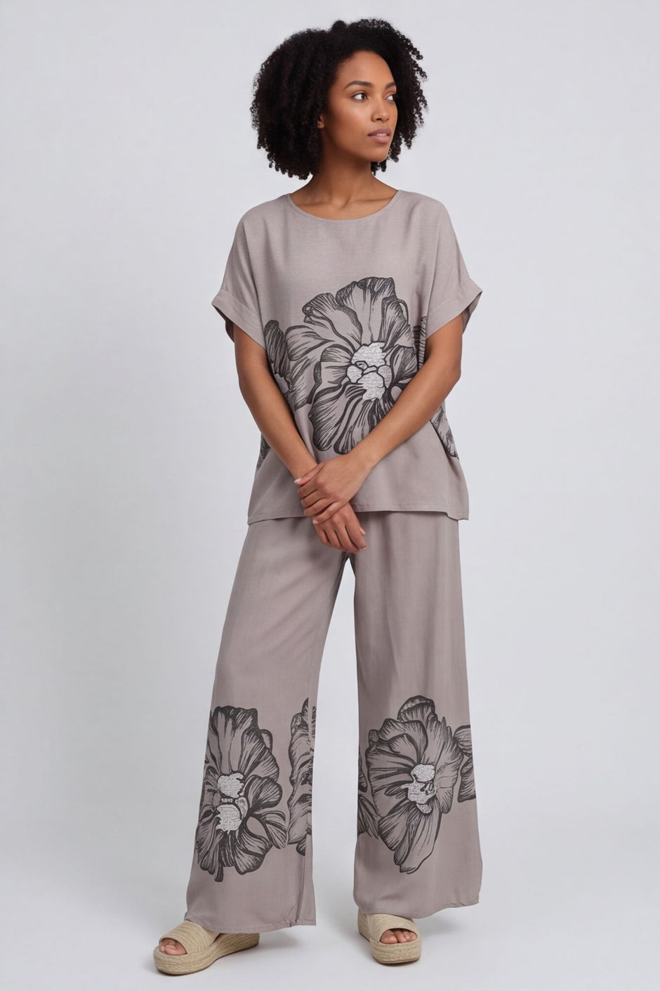 Aksana Flower Wide Leg Trousers Mocha – image 5 of 5