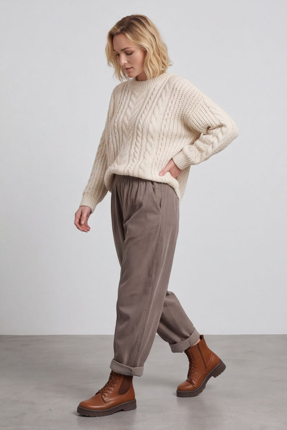 Poppy Needlecord Trousers Mocha – image 4 of 4