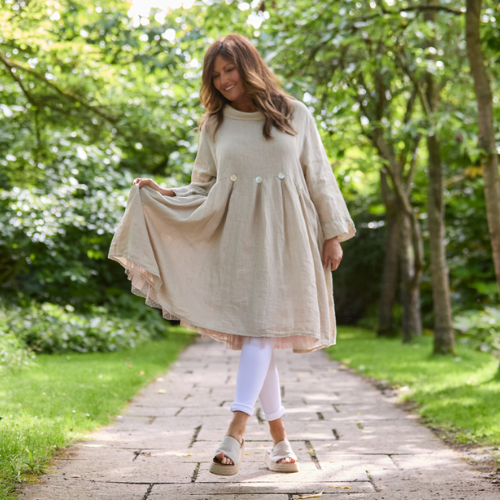 Floaty Dresses: Effortless Elegance for Every Occasion