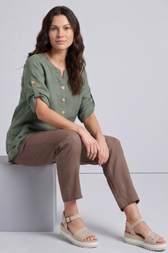 Amara Linen Box Top Green