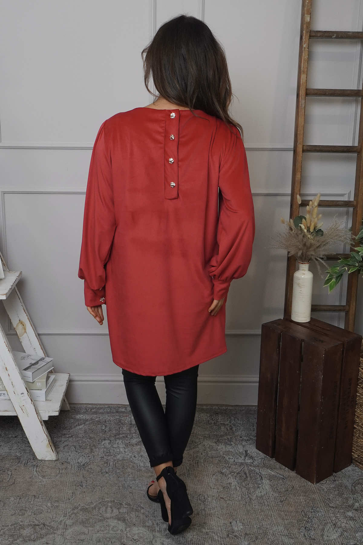 Zannah Button Back Tunic Red