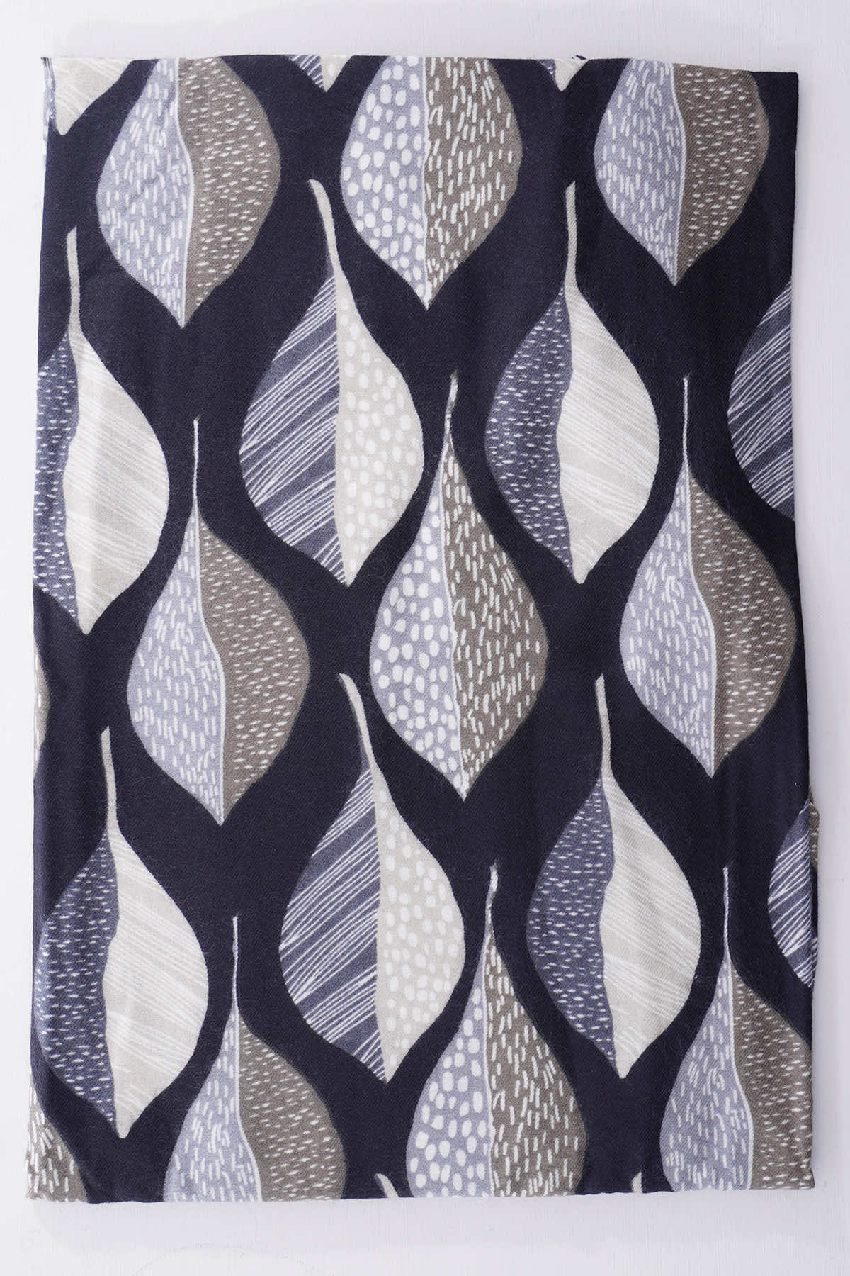 Triana Scarf Black