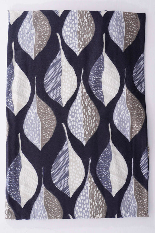 Triana Scarf Black - Image 3