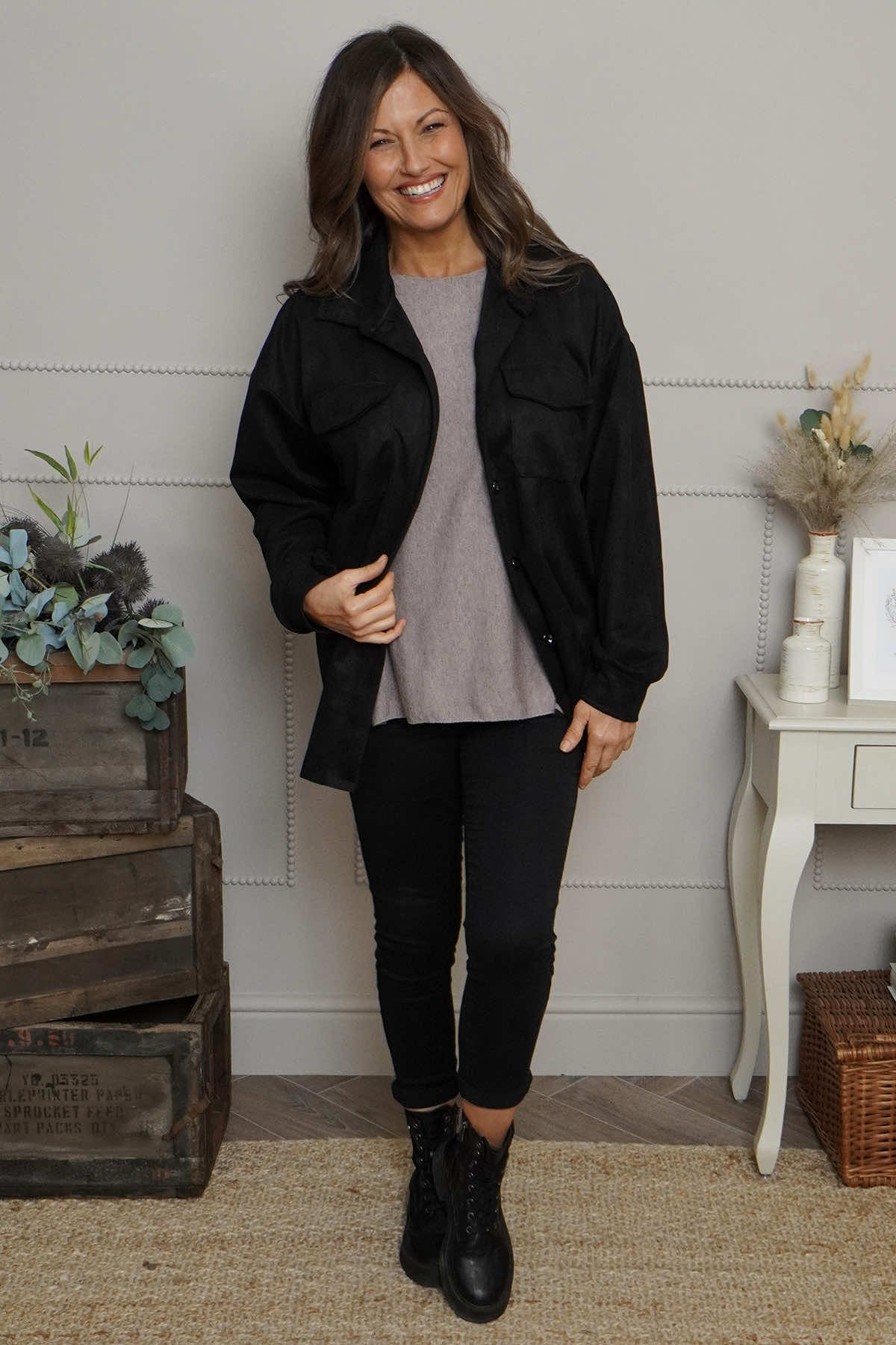 Anita Shacket Black