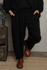 Yasmina Cropped Cotton Trousers Black Black - Yasmina Cropped Cotton Trousers Black