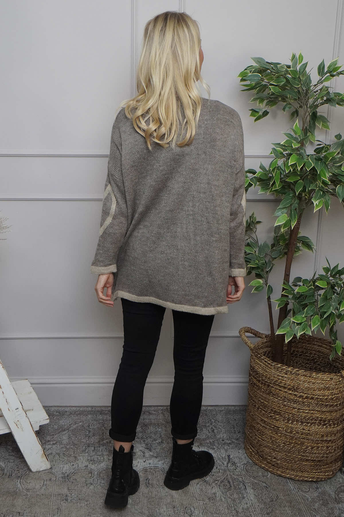 Milena Heart Knitted Jumper Mocha