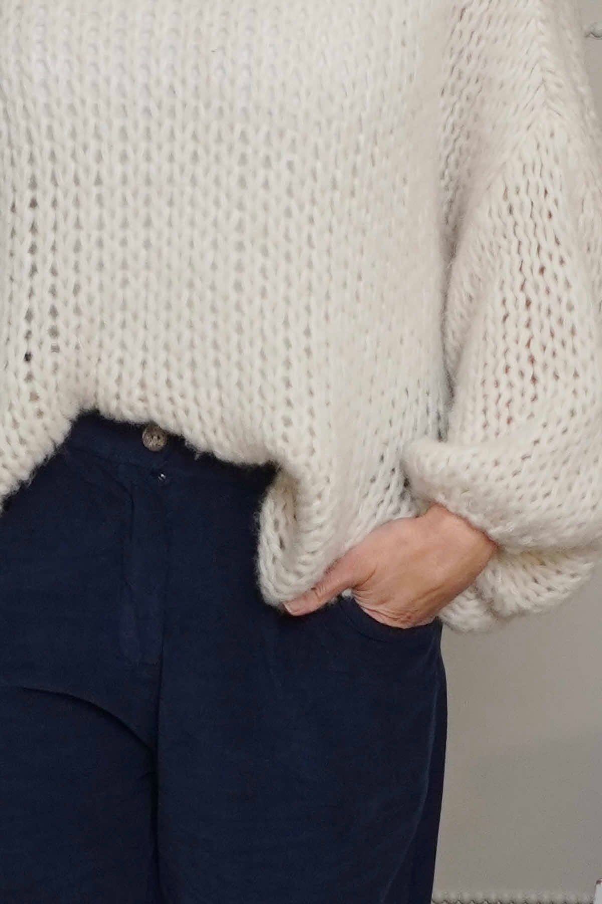 Carmella Needlecord Trousers Navy