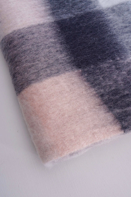 Kara Scarf Grey - Image 4