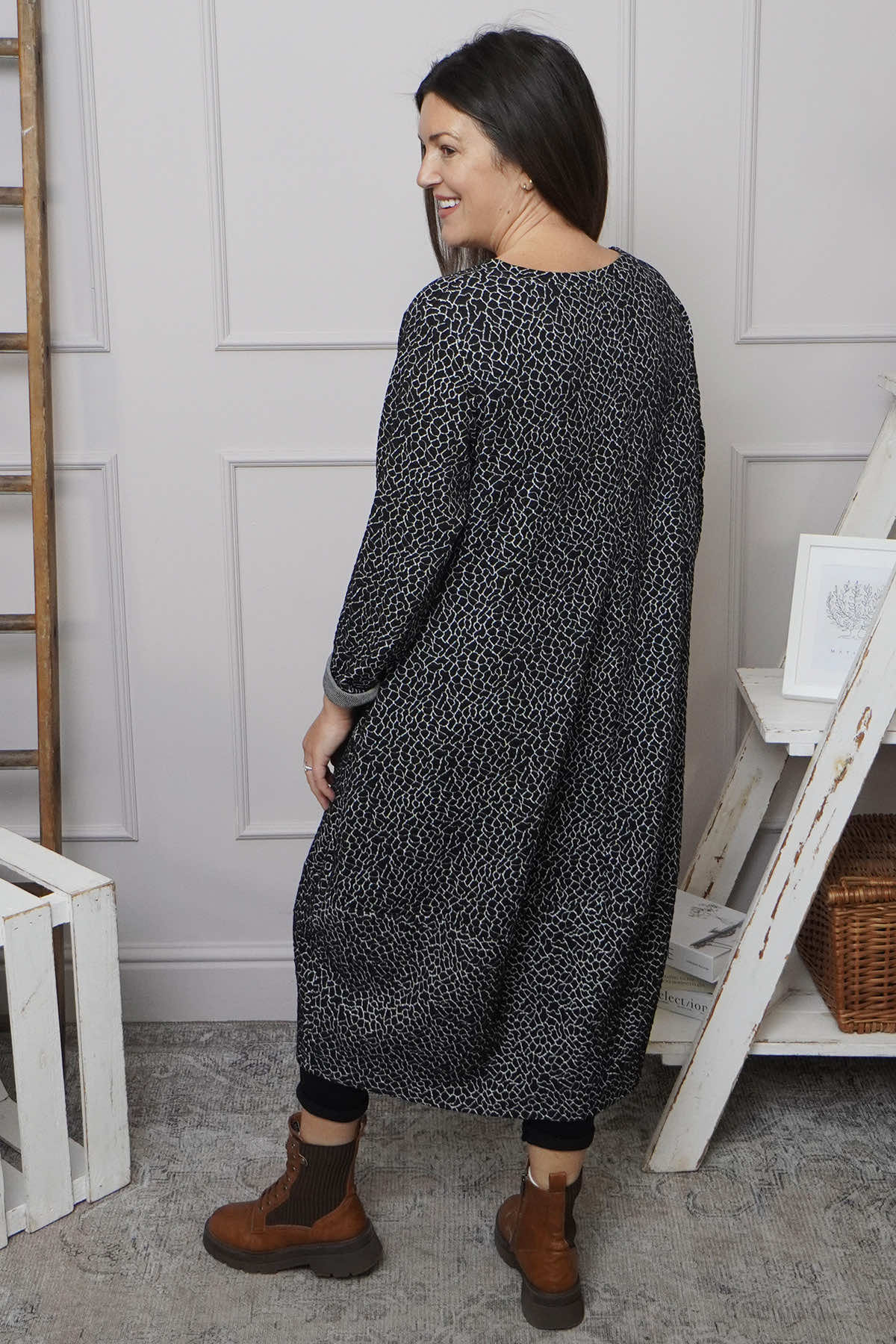 Loni Dress Black