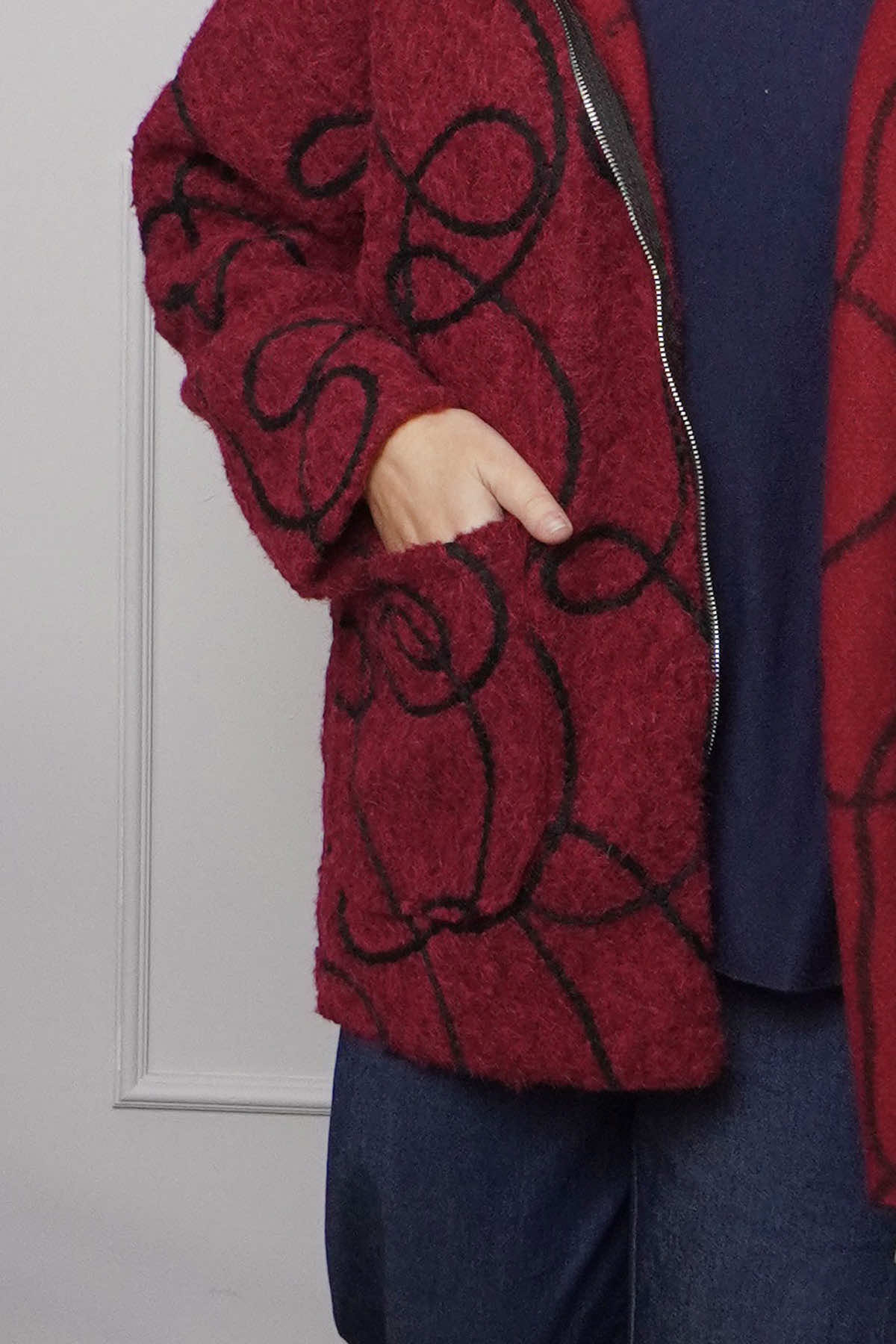 Olympia Embroidered Pattern Wool Jacket Wine