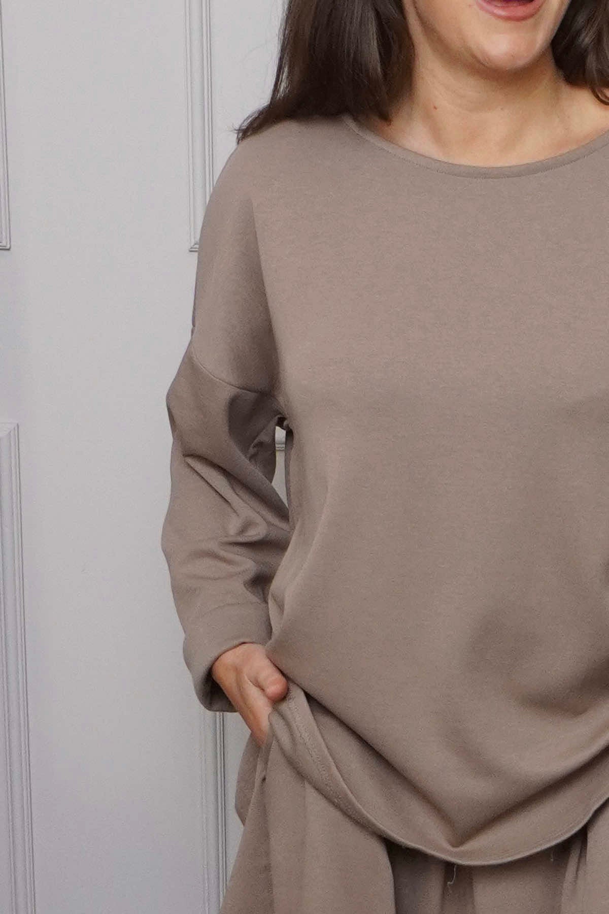 Charla Dipped Hem Cotton Top Mocha