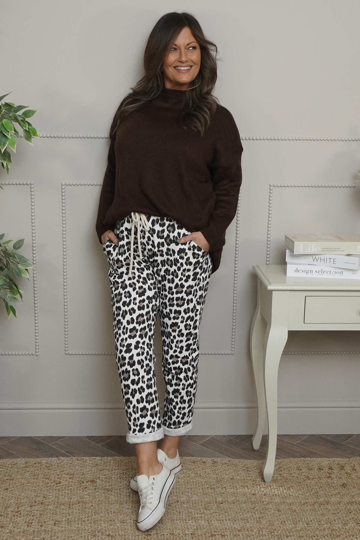 Effie Leopard Print Cotton Joggers White