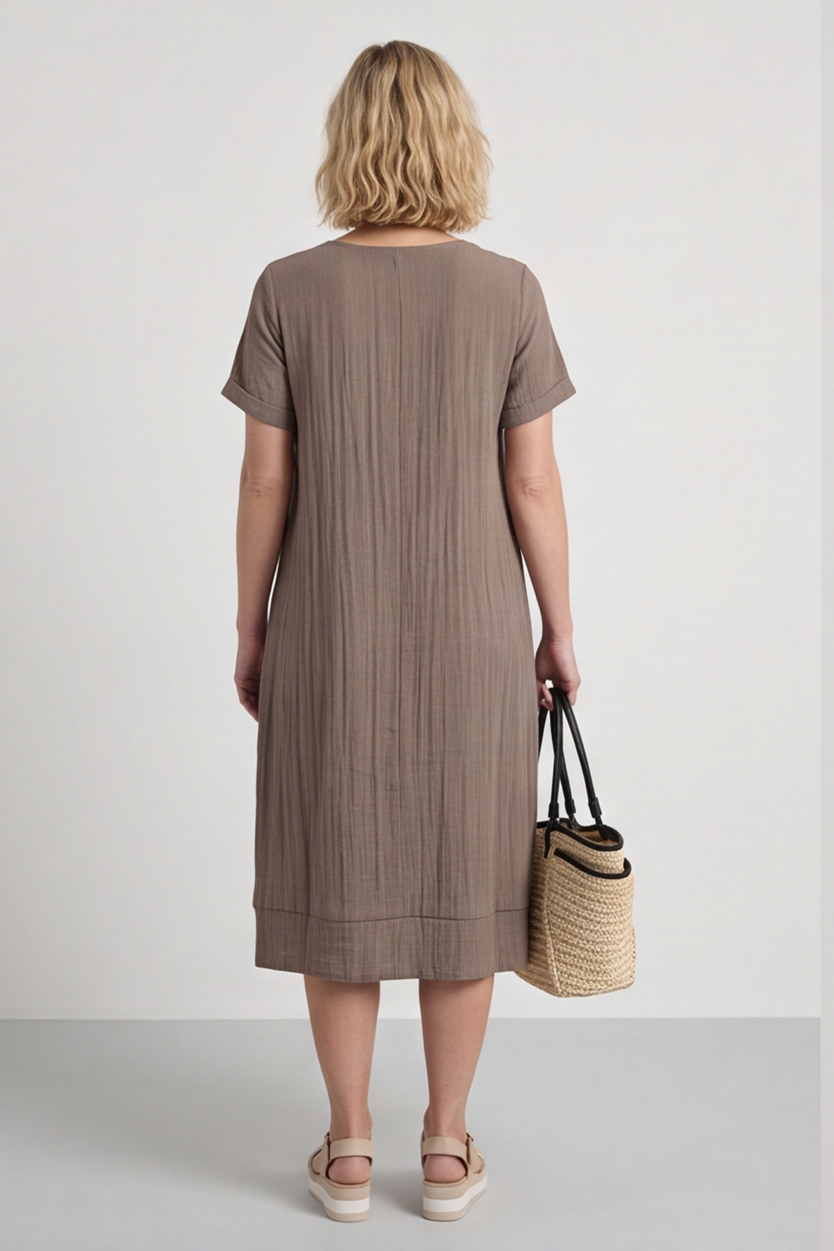 Aoila Cocoa Dress