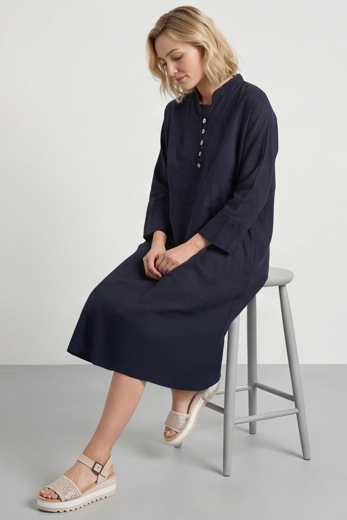 Helena Linen Dress Navy