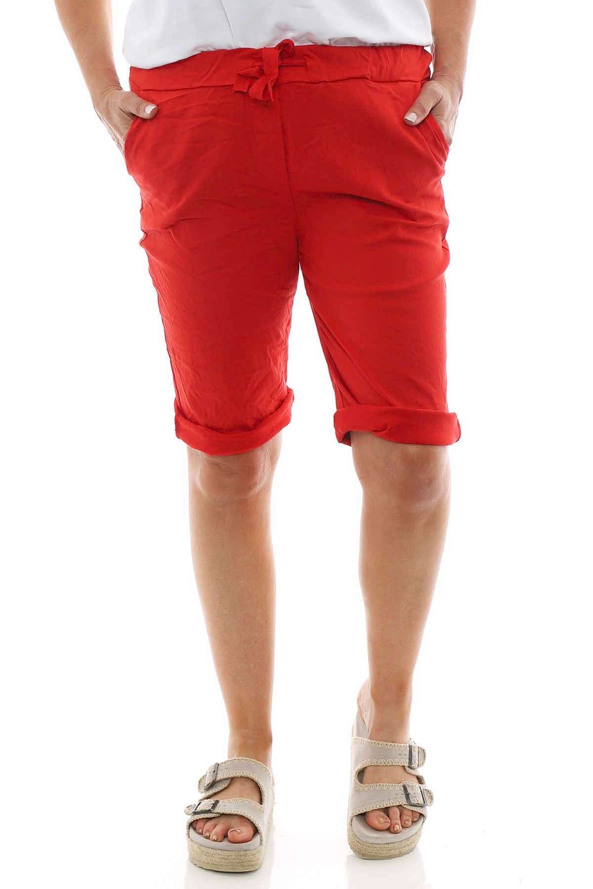 Yarwell Shorts Red