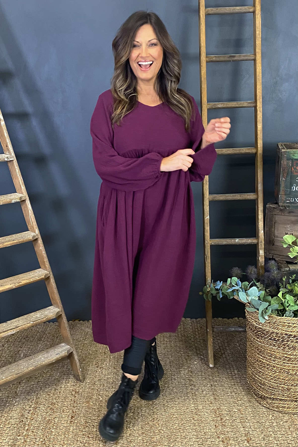 Indie V-Neck Cotton Dress Burgundy