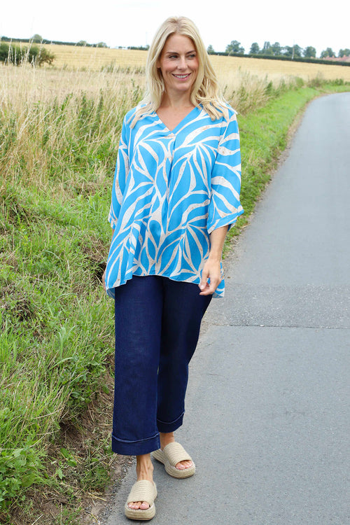Morgan Print V-Neck Top Blue - Image 2