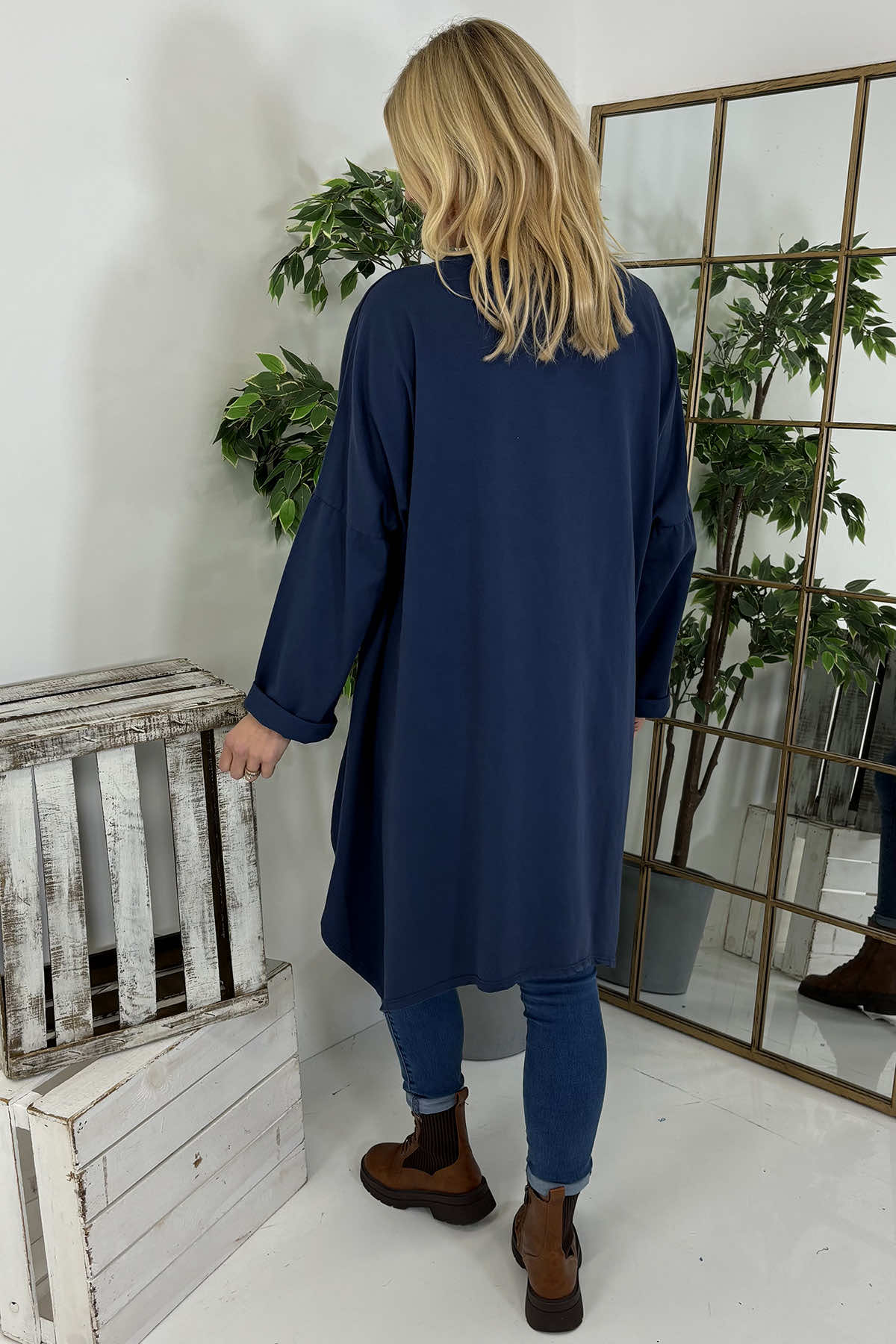 Lisa Dipped Hem Cotton Top Navy