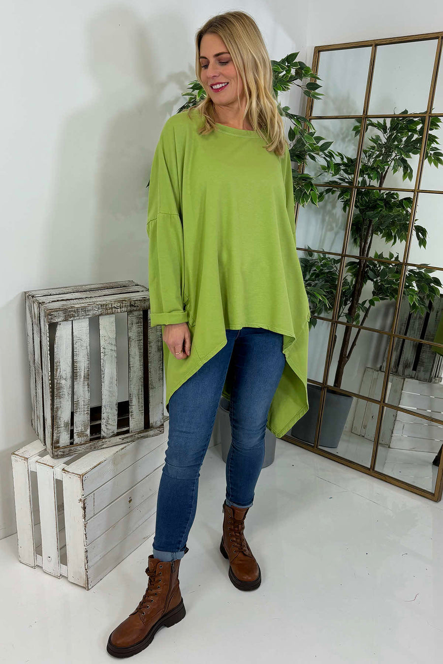 Lisa Dipped Hem Cotton Top Green