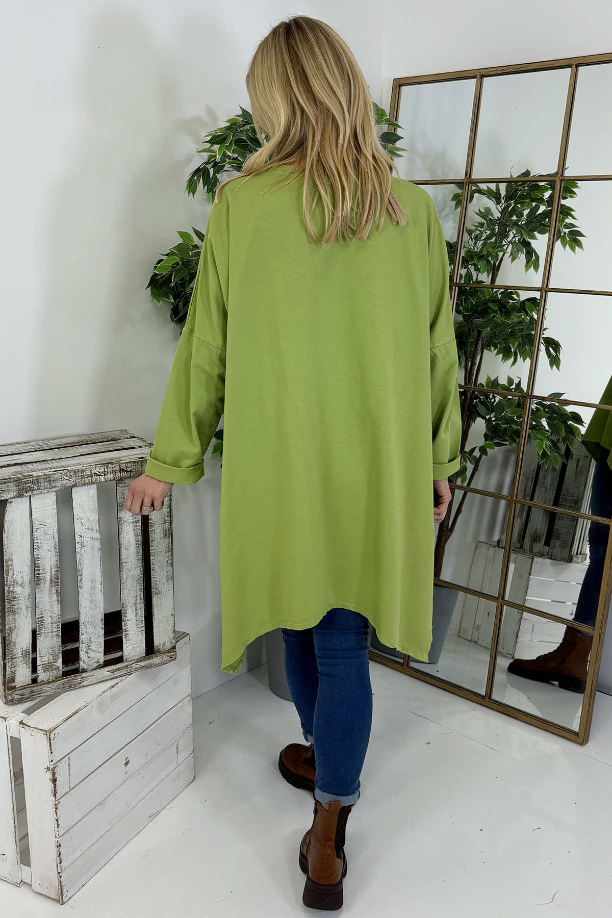 Lisa Dipped Hem Cotton Top Green