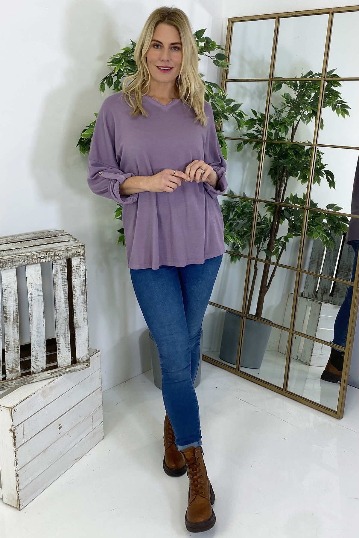 Nellie V-Neck Cotton Top Lilac