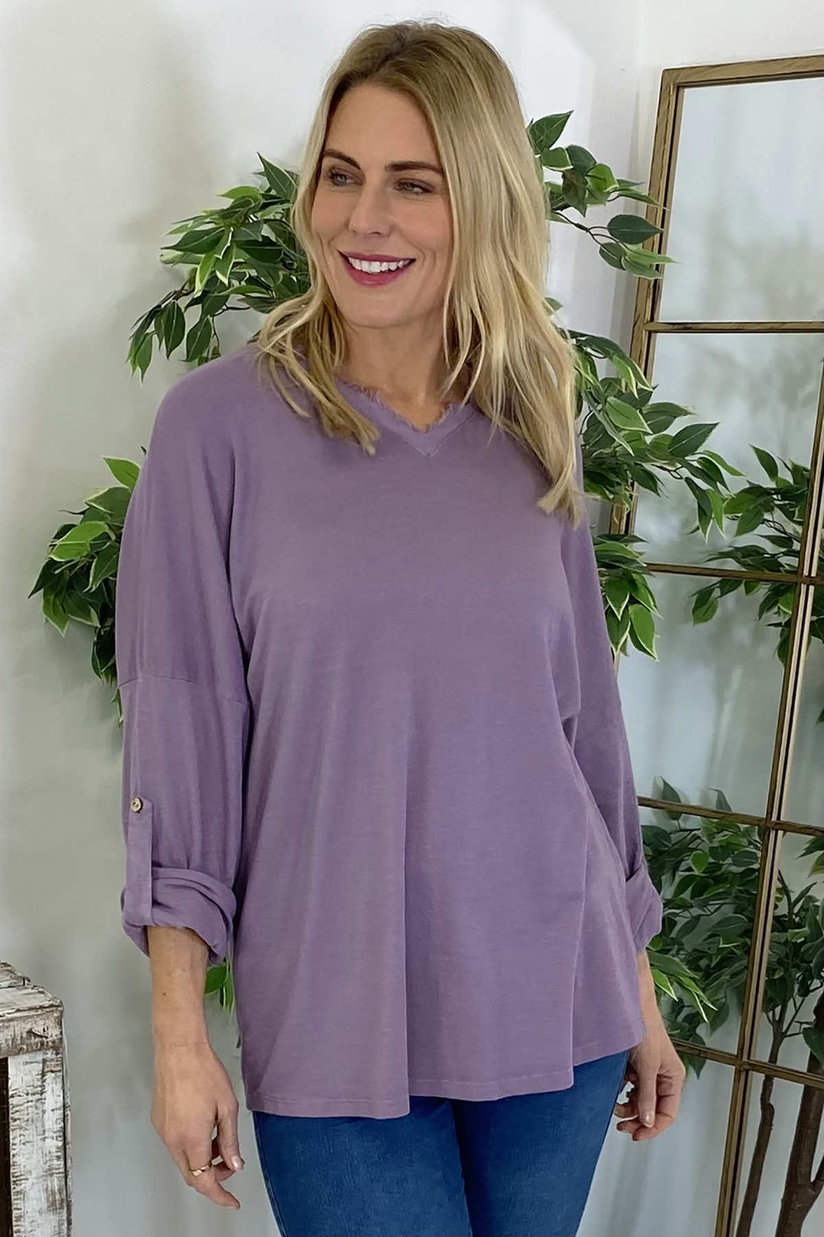 Nellie V-Neck Cotton Top Lilac