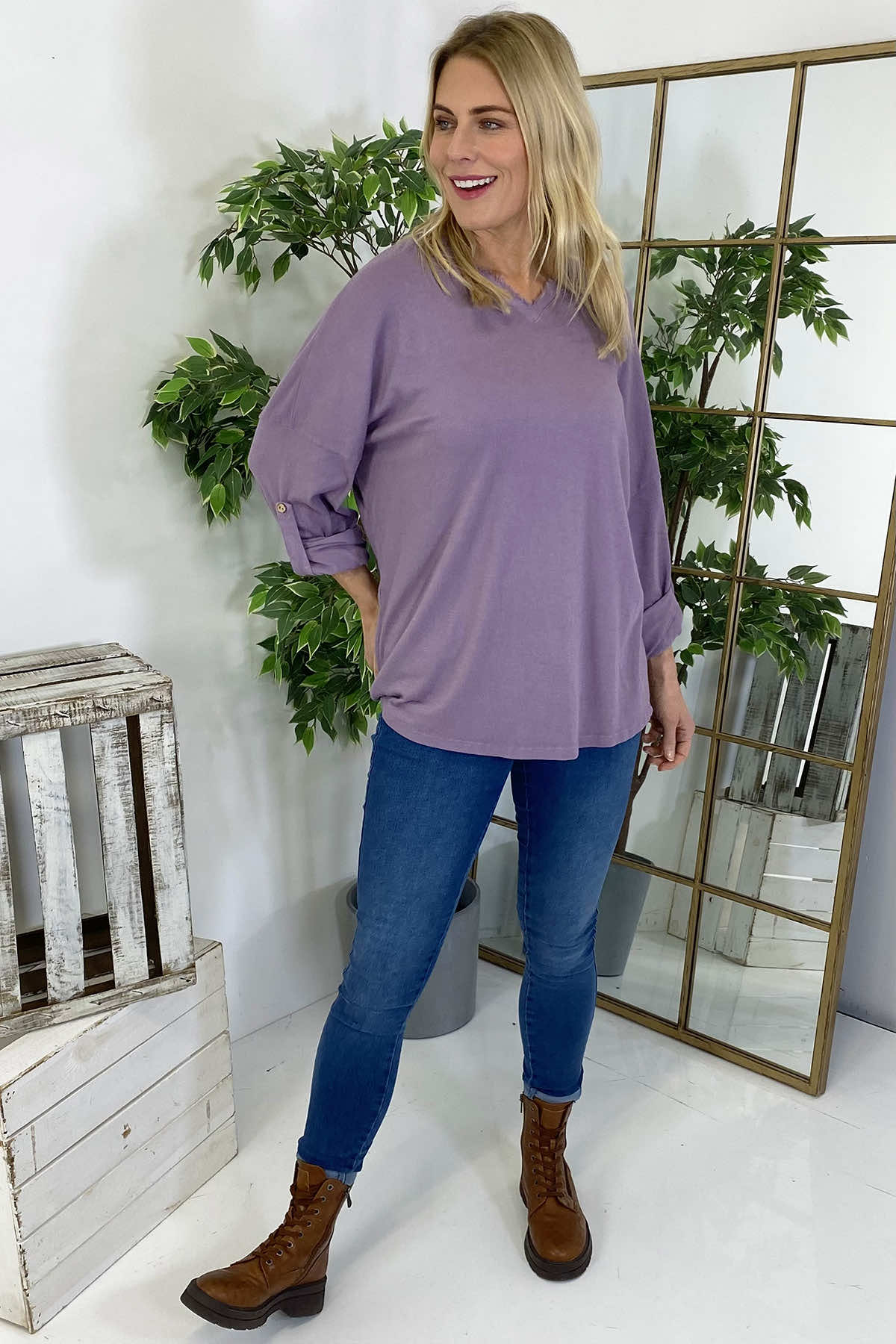 Nellie V-Neck Cotton Top Lilac