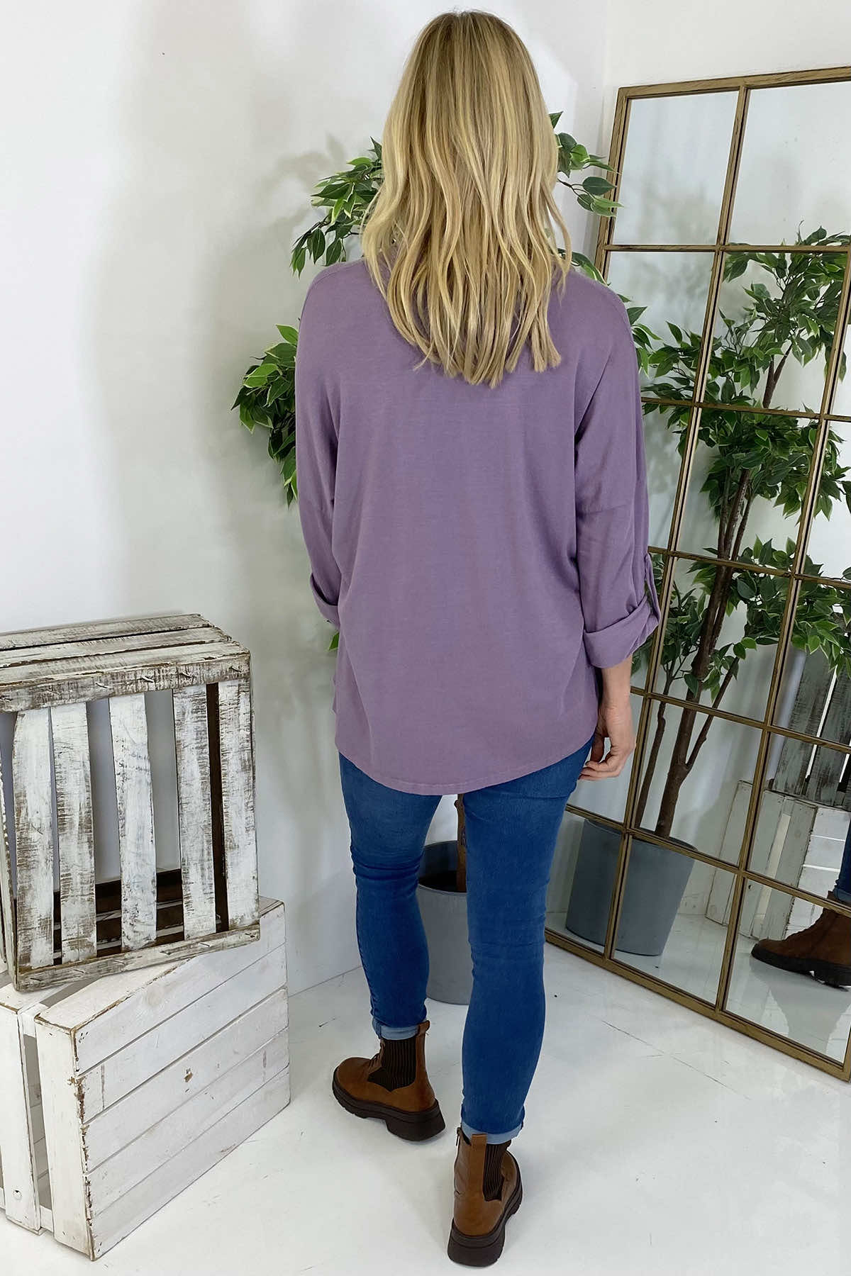 Nellie V-Neck Cotton Top Lilac