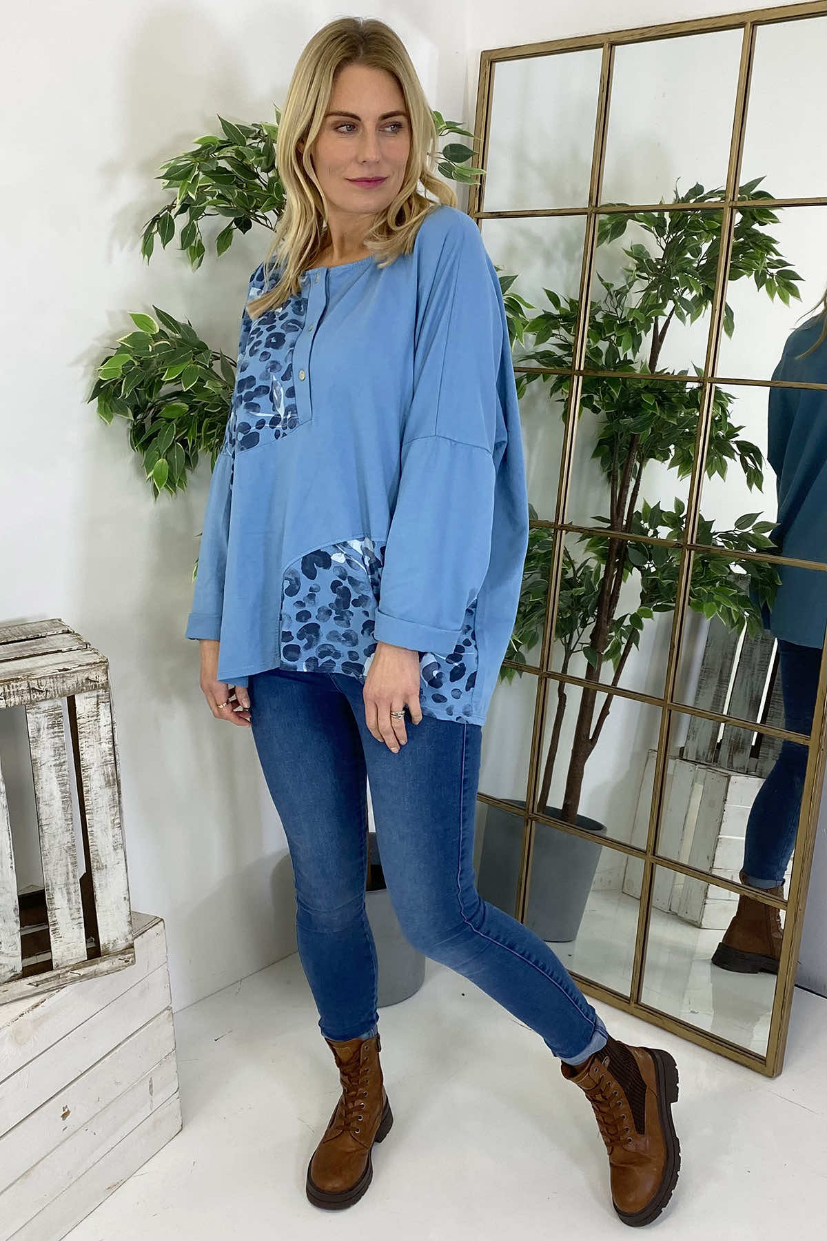 Elettra Print Button Top Blue