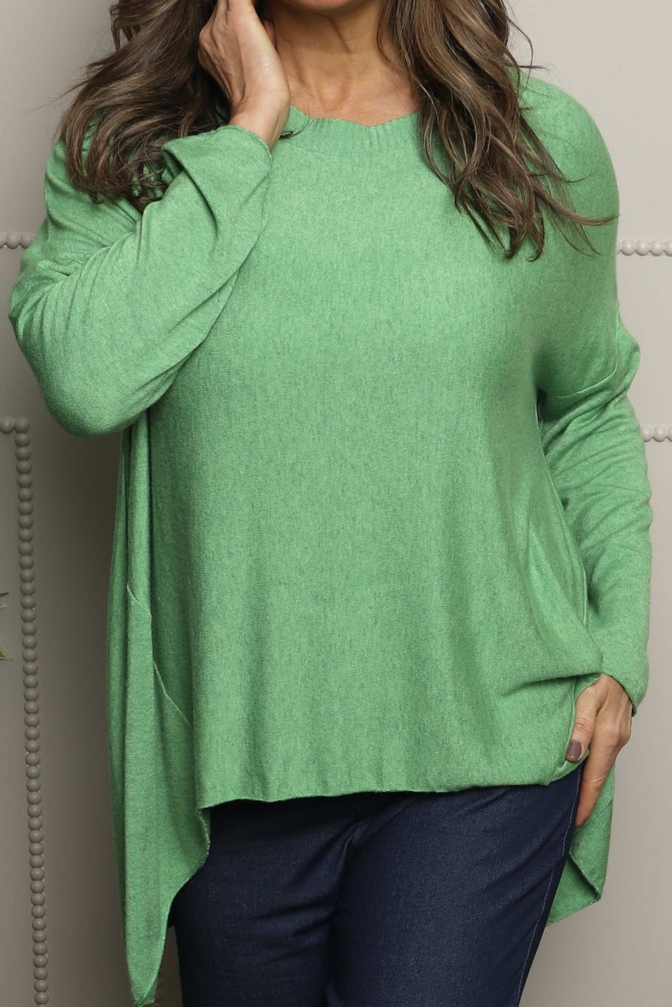Tabitha Dipped Hem Jumper Green