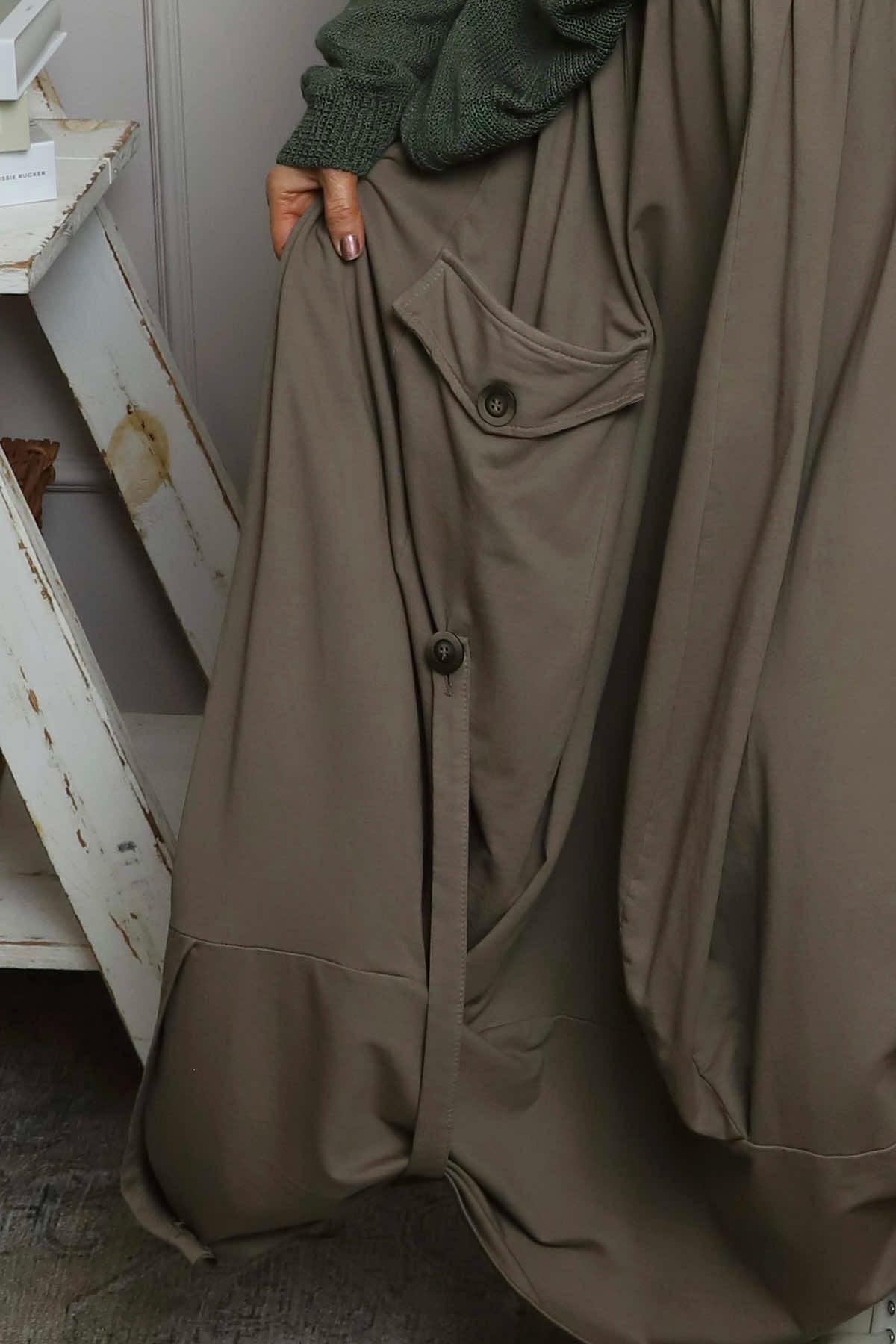 Lavone Cotton Skirt Mocha