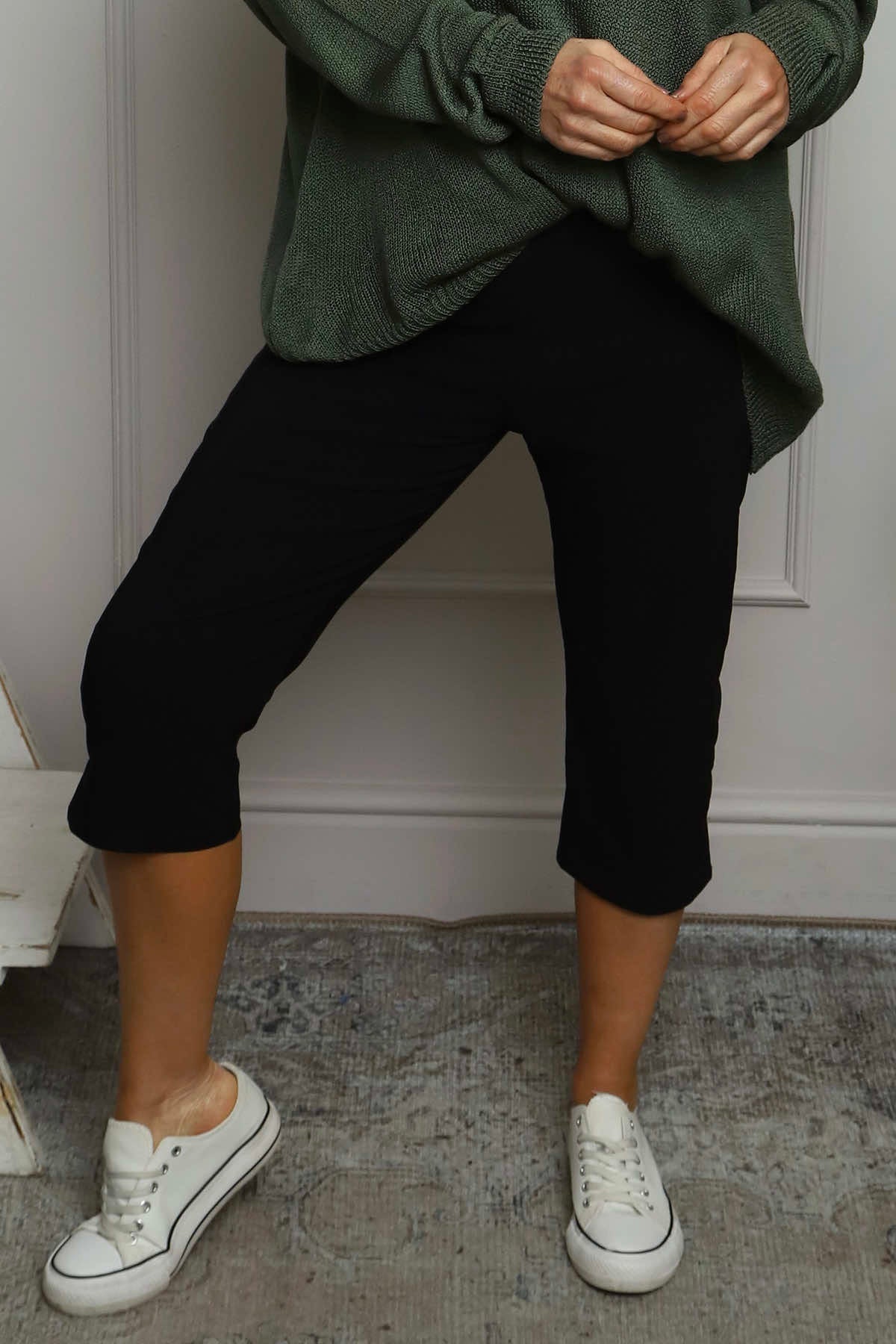 Stori Capri Trousers Black