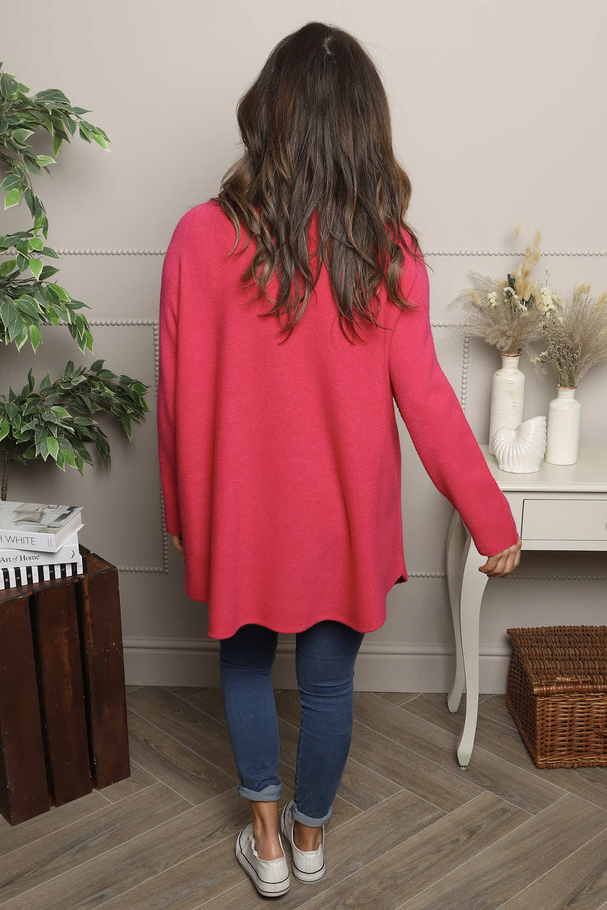 Lynna V-Neck Jumper Fuchsia
