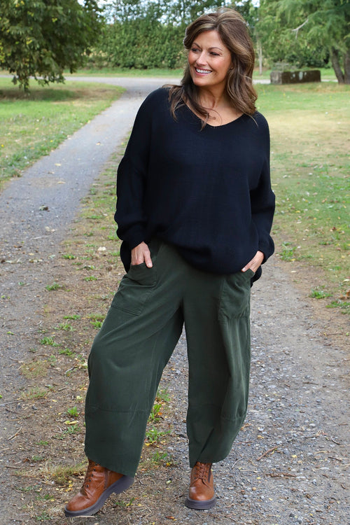 Josephine V-Neck Knitted Jumper Black - Image 2
