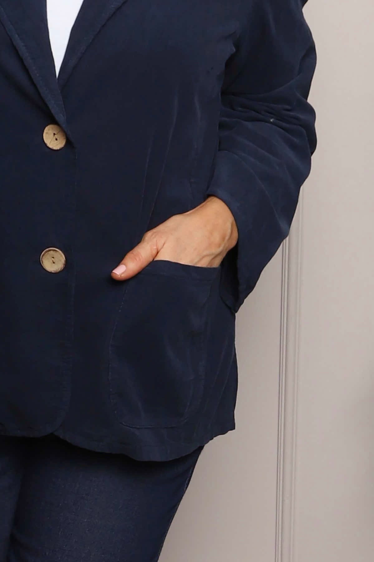 Marina Needlecord Jacket Navy