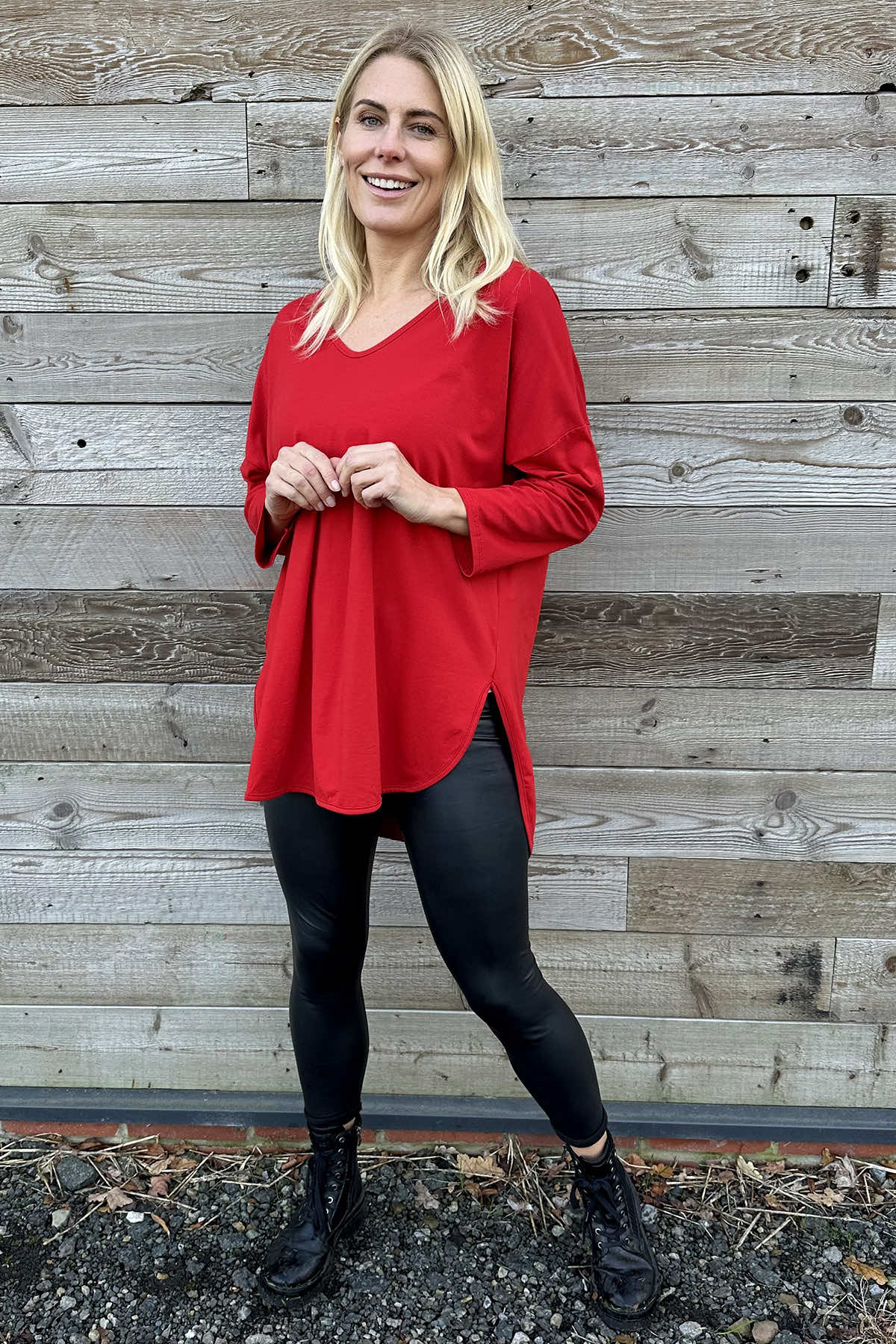 Billie V-Neck Cotton Top Red