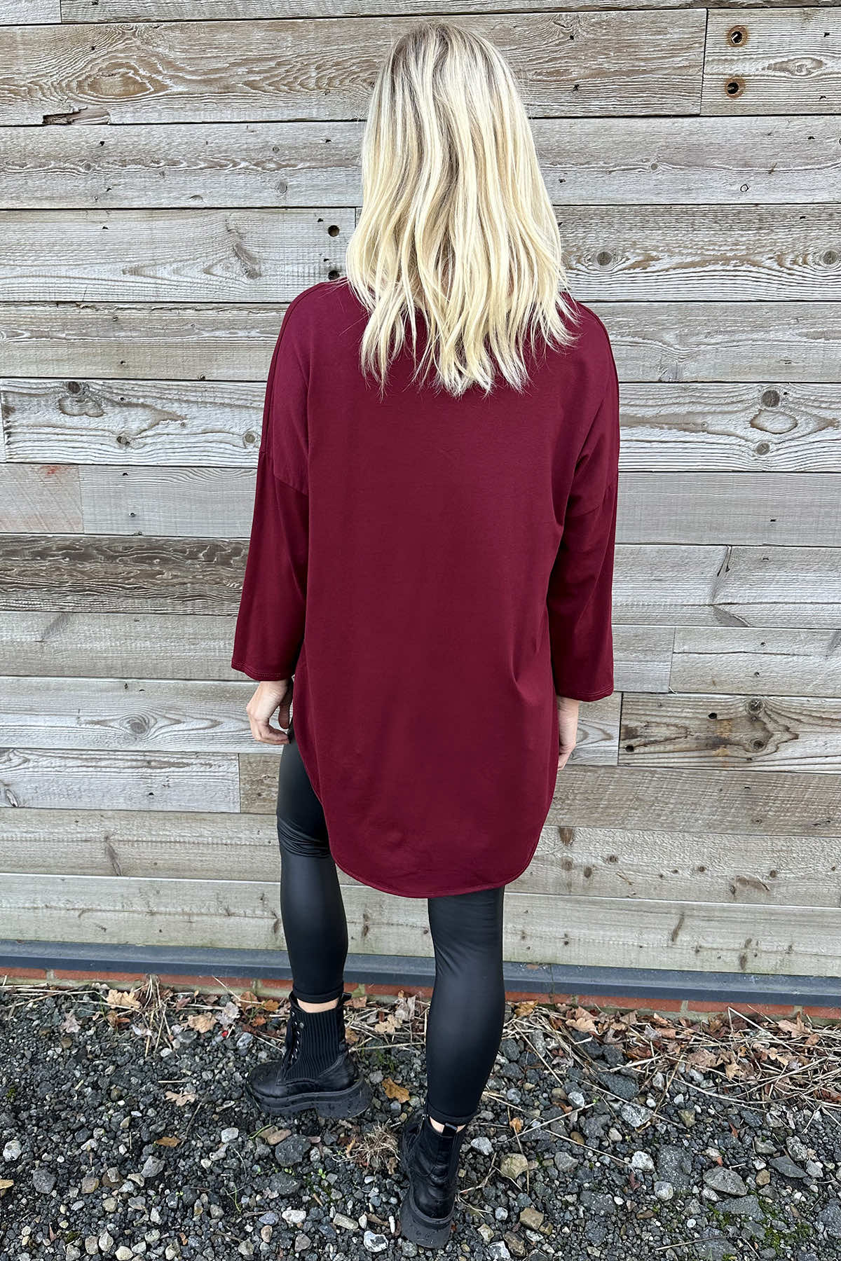 Billie V-Neck Cotton Top Wine