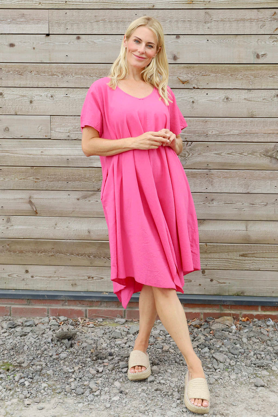 Nivana Dip Side Linen Dress Fuchsia