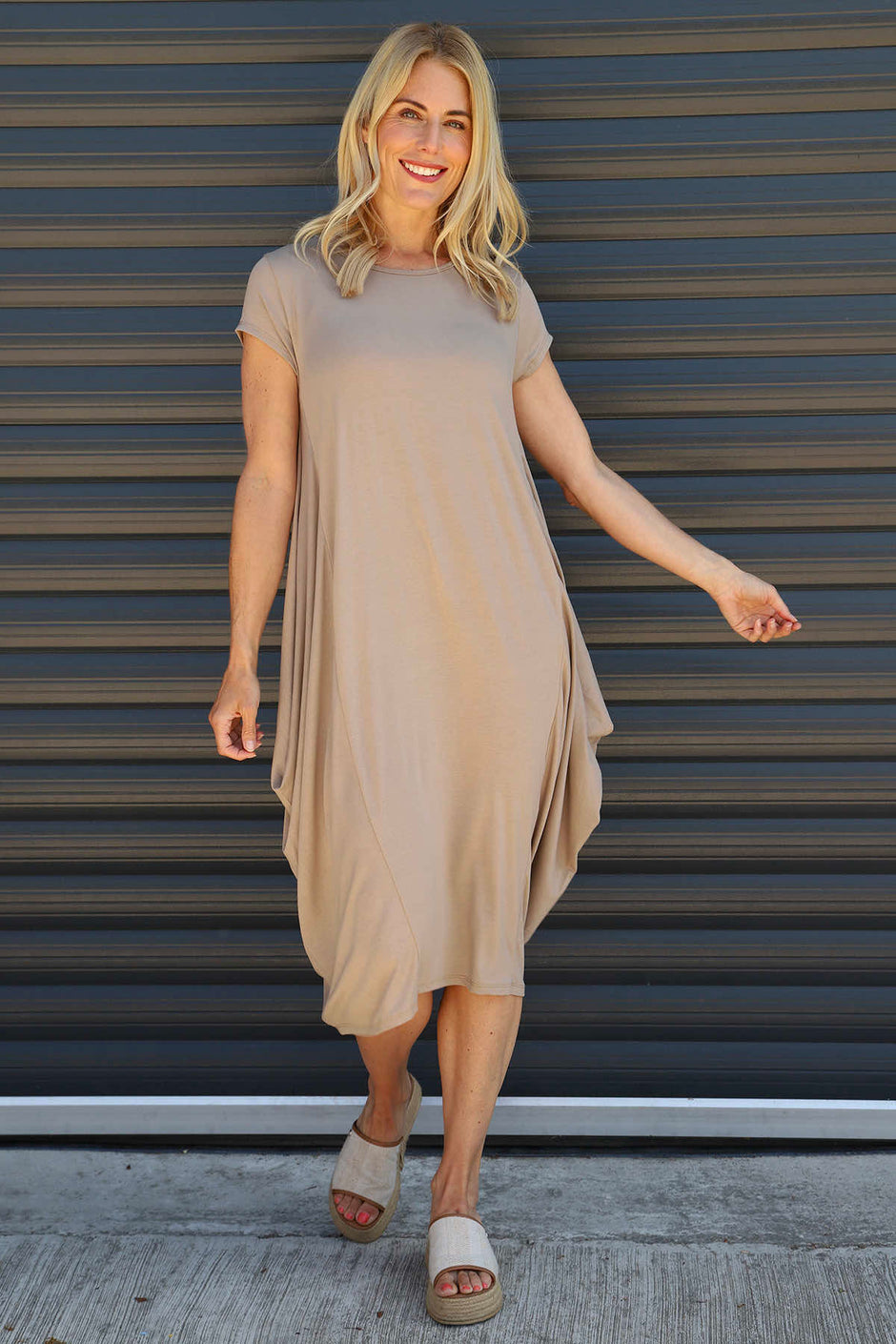 Sariah Short Sleeve Dress Mocha