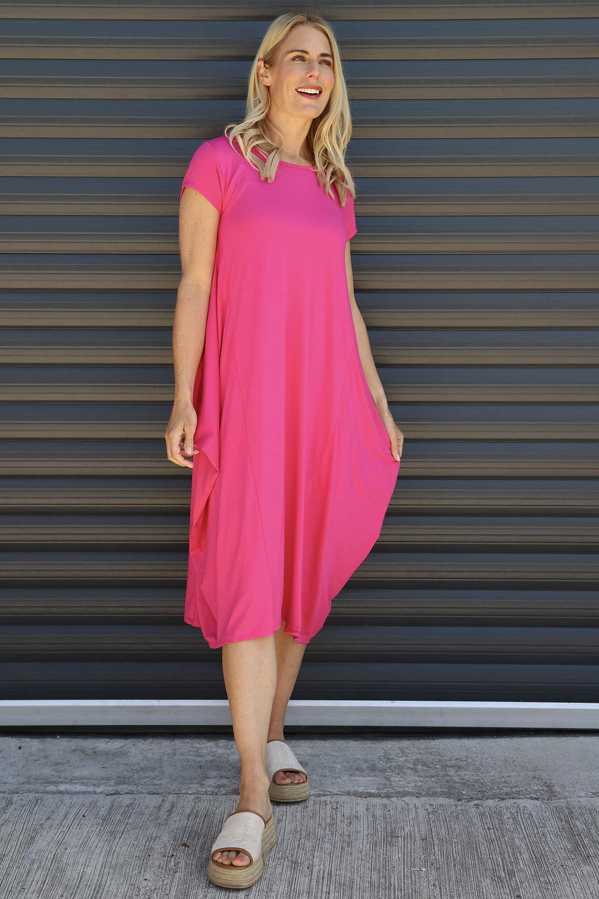 Sariah Short Sleeve Dress Fuchsia