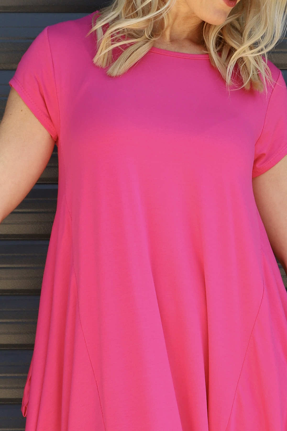 Sariah Short Sleeve Dress Fuchsia