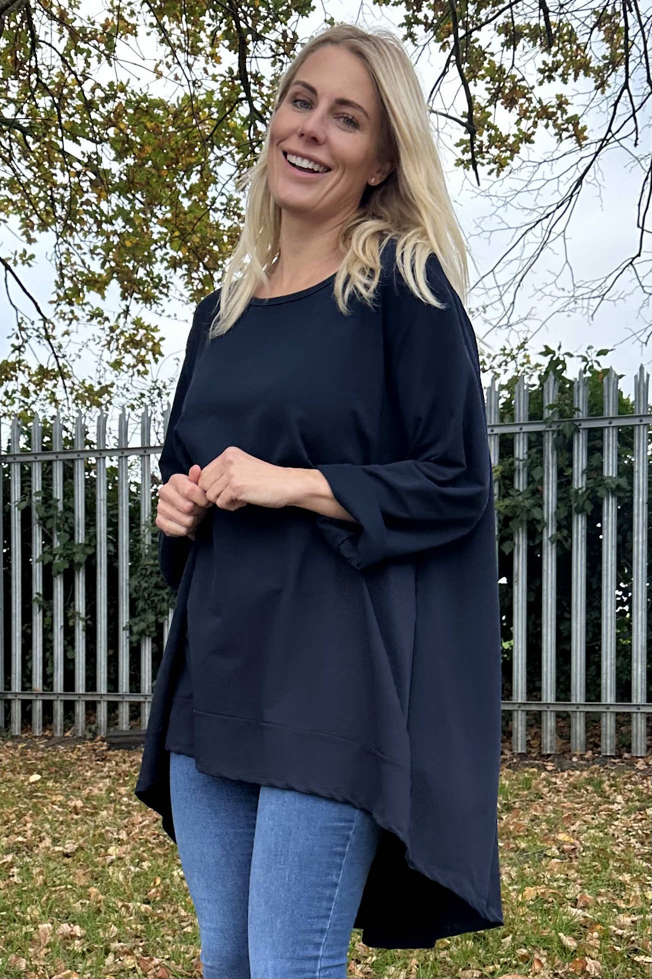 Tamsin Dipped Hem Cotton Top Navy